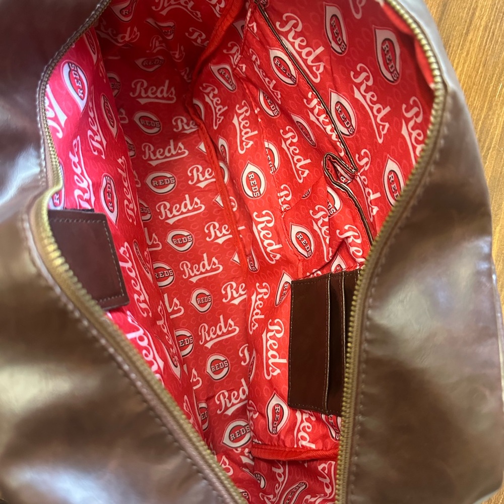 Cincinnati Reds Bag - Picture 2 of 4